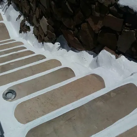 Villa Vilna House With Private Pool, Jacuzzi And Garden -optional Pool And Jacuzzi Heating *