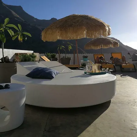 Vilna House With Private Pool, Jacuzzi And Garden -optional Pool And Jacuzzi Heating Villa