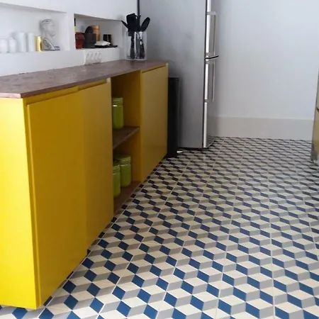 Villa Vilna House With Private Pool, Jacuzzi And Garden -optional Pool And Jacuzzi Heating